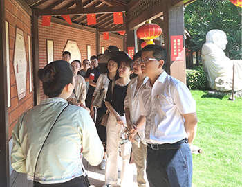 弘揚傳統(tǒng)家規(guī)家訓，傳承“向上向善向廉”精神